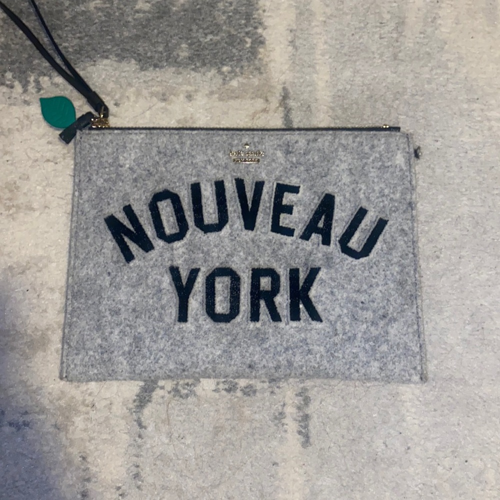 Kate spade, small purse , perfect condition